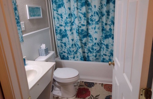 Niles Apartment | Cozy Apartment, Just 10 Minutes From Notre Dame!