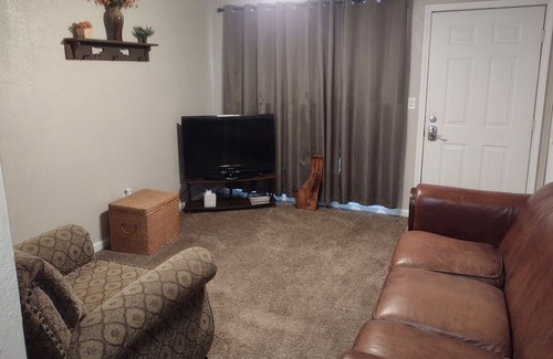 Niles Apartment | Cozy Apartment, Just 10 Minutes From Notre Dame!