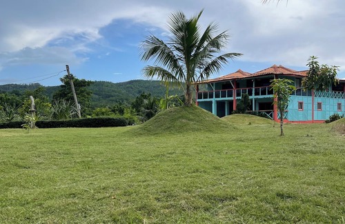Sabana Grande De Boya House | House in the mountains
