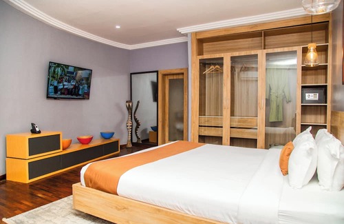 Yamoussoukro Hotel | Eklôfè Bungalows Hôtel