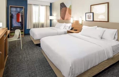 Woodbridge Hotel | Spark by Hilton