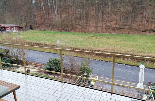 Marburg Apartment | Marburg Apartment relaxed Erwin in a quiet location on the edge of the forest with balcony