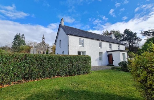 West Laroch House | Glenrigh House - Truly special home with beautiful gardens and church ruins.