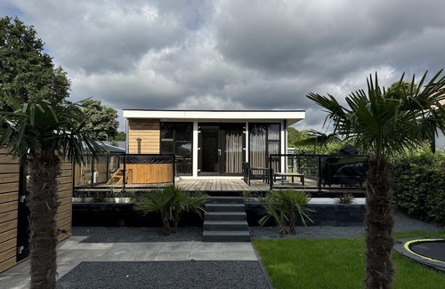 Lathum Resort | Cube De Luxe - Two Bedroom Resort, Sleeps 4