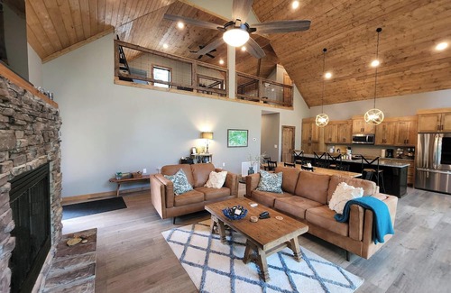 Drasco Cabin | Cedar Pointe Lodge