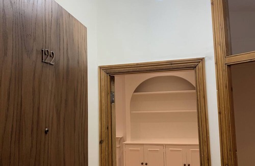 Shaftesbury House | 2 minutes to Clapham Junction