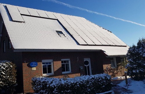 Neuharlingersiel Boat Rental | Kleine Möwe Comfortable holiday residence