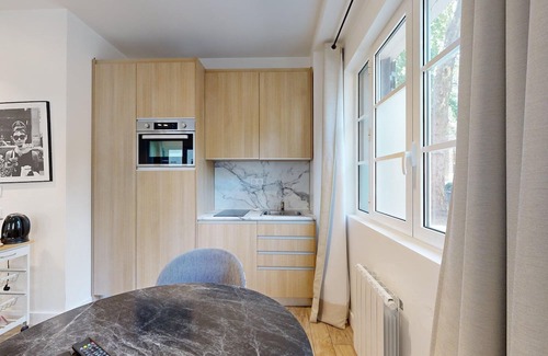 13th Arrondissement Apartment | Bluestay 26 - Charming studio in Paris