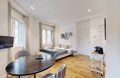 13th Arrondissement Apartment | Bluestay 26 - Charming studio in Paris