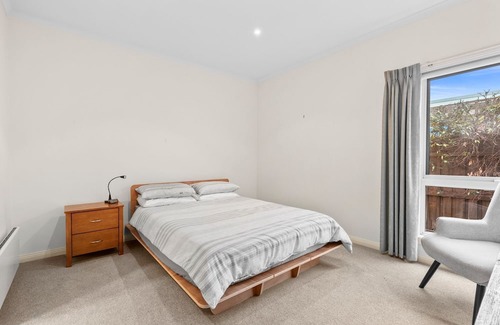 South Geelong House | BRILLIANT POSITION, IMMACULATELY MAINTAINED