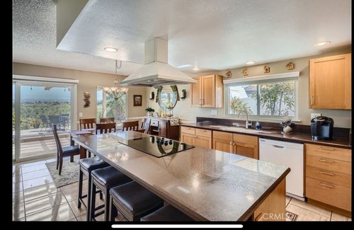 Guajome House | Charming 1-bedroom with private bathroom and amazing view with AC, WiFi