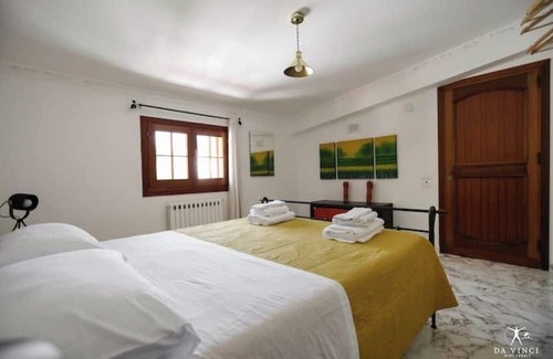 Palermo Apartment | Exclusive Apartment in Villa with Pool - A Corner of Paradise