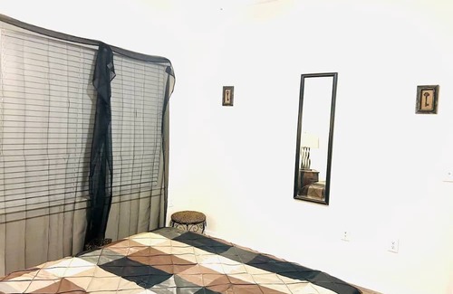 Texas City House | The Lakeside Layover w/Pool/Parking/WiFi Pkg