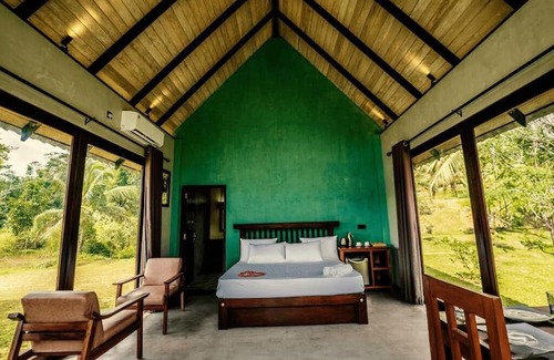 Yattapatha Villa | Cozy villa with 1 bedroom and AC, WiFi in lovely Pitigala