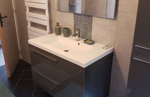 Saint-Wambert-des-Trois-Vallees House | The little house