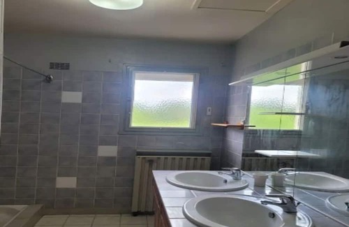 Chabris House | Les Marches D'addam