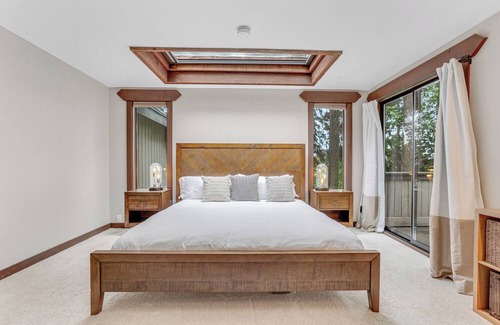 Sammamish House | Private Retreat + Home Theatre + Amazing Views!