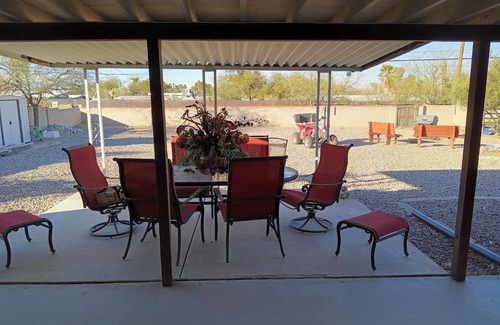 Tucson House | Tucson's charming 2bdrm 2full bath home is centrally located to many attractions