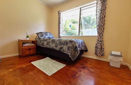 Alofi House | Spatzy's Fale - Tropical Rainforest Retreat