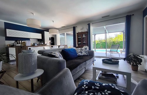 Salles House | Pretty new house with pool near Arcachon