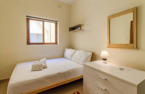 Kalkara Villa | Well Located Cozy house & Courtyard Kalka