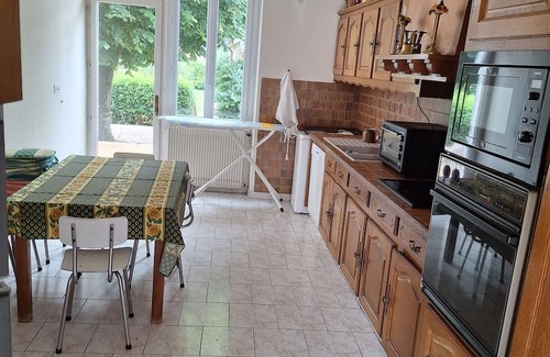 Jargeau House | Maison de Ville Ancienne Centre Ville Loire Jardin Parking