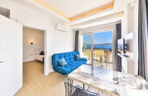 Kas House | Sea View 2+1 Spacious Apartment Grand Floor1-2-3