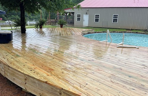 Travelers Rest Apartment | Tiny slice of of heaven tiny retreat This rustic charm is located on a farm.