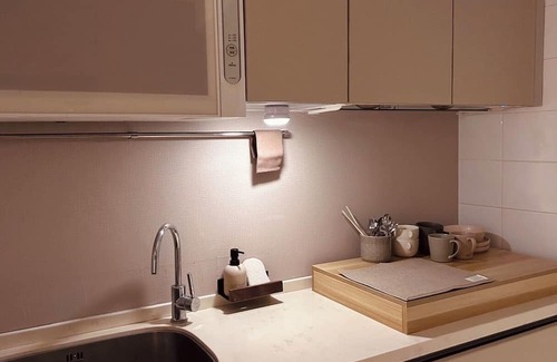 Datong Apartment | 3 minutes to taoyaun airport MRT / 5mins to night market! 6 people max apartment