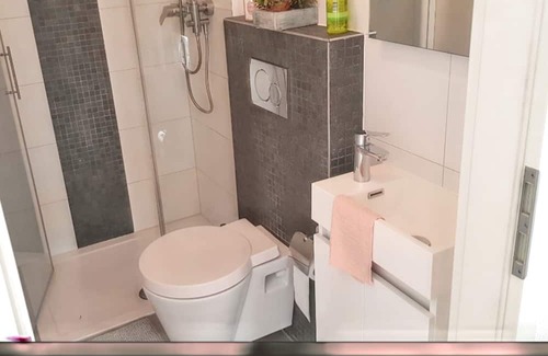 Gumefens Apartment | Homerez - Amazing apartment for 5 ppl. with garden and terrace at Pont-en-Ogoz