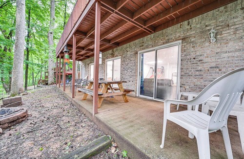 Cadiz House | 'Delma's Haven' in Cadiz w/Deck & Lake Access!