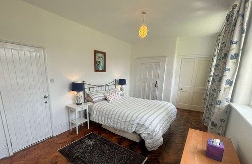 Freefolk House | Old Post Cottage Annex