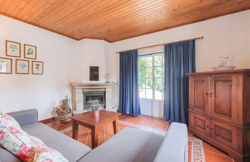 Mangualde House | Charming granite cottage in beautiful surroundings