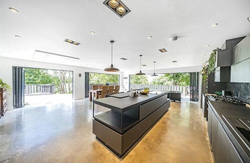 Belvedere House | Designer villa with spa and magical views, 5 bdr