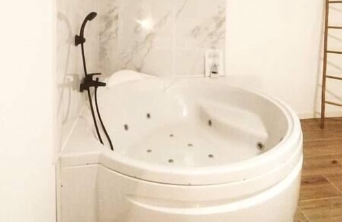 Patraix Apartment | Elegant ground floor in Valencian