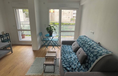Parc-de-Montsouris Apartment | Charmant Studio Avec Balcon vue sur Jardin
