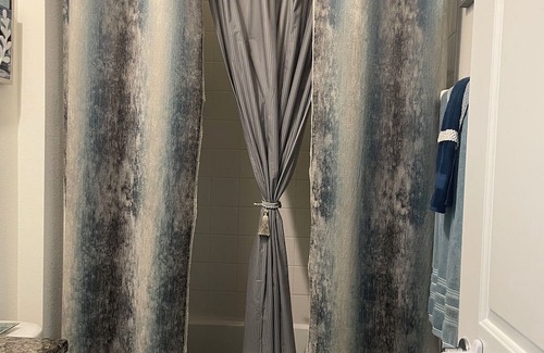 Zephyrhills House | A new modern home in a quiet gated community.