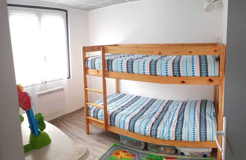 Mareuil-sur-Cher House | Homerez - House for 7 ppl. with swimming-pool and terrace at Mareuil-sur-Cher