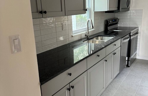 North Kensington House | Conveniently located spacious house