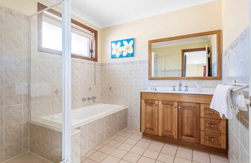 Shell Cove House | Coastal Delight In Shellcove