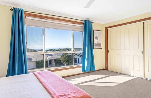 Shell Cove House | Coastal Delight In Shellcove