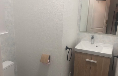 Le Piol Apartment | Studio Pleins Centre Ville a 5 Minutes de la mer et de la Gare à Pieds