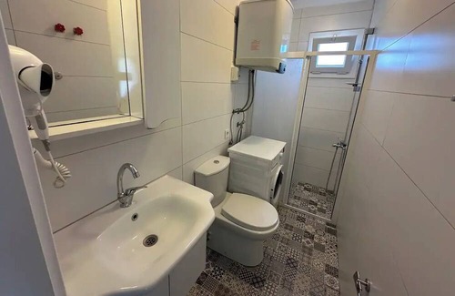 Datca Apartment | 1+1 Top Floor Apartment for Rent in Old Datca