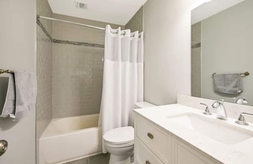 Miller Place House | Waterfront Escape with Private Beach