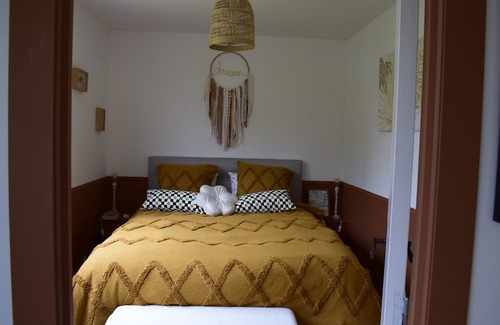 Saint-Pierre-les-Elbeuf House | Meublé de Tourisme