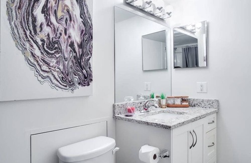 Eau Claire Apartment | Stylish Downtown Condo with Wifi and Parking