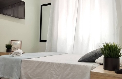 Itagui House | Some steps away from Envigado Station. Quiet house to rest and work remotely