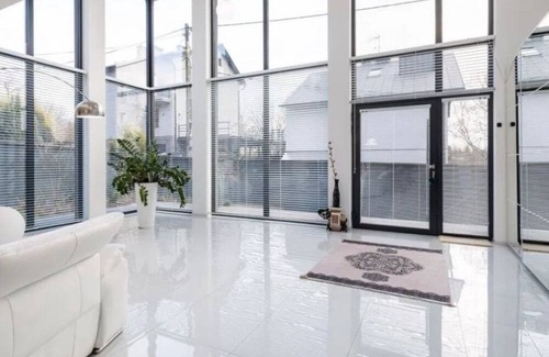 Zwierzyniec Villa | Luxury Villa Near Krakow Center: Premium Comfort, Unlimited Drinks!