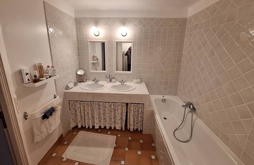 Taradeau Villa | Petit Coin de Paradis à 5' du Village Viticole de Taradeau, vue Superbe!