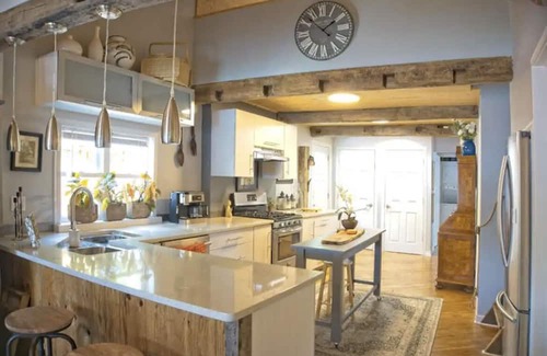 Campbellford House | Private waterfront resort is Ideal for Groups of 6-12 friends or family members.
